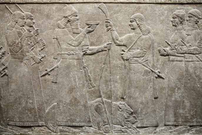 ancient assyrian relief of king ashurnasirpal